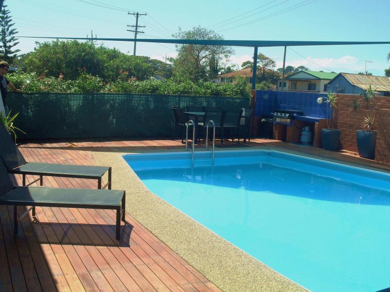 Bali Hi Motel Tuncurry Eksteriør billede