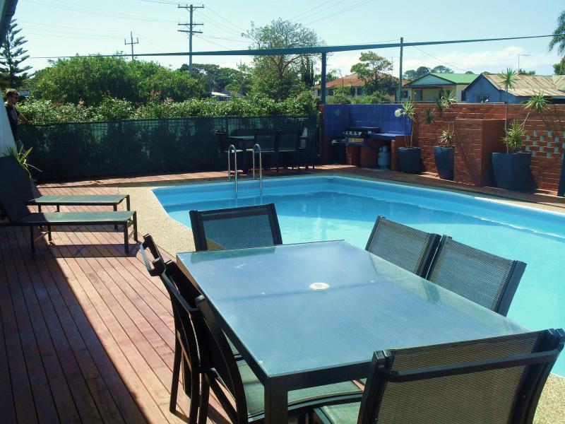 Bali Hi Motel Tuncurry Eksteriør billede