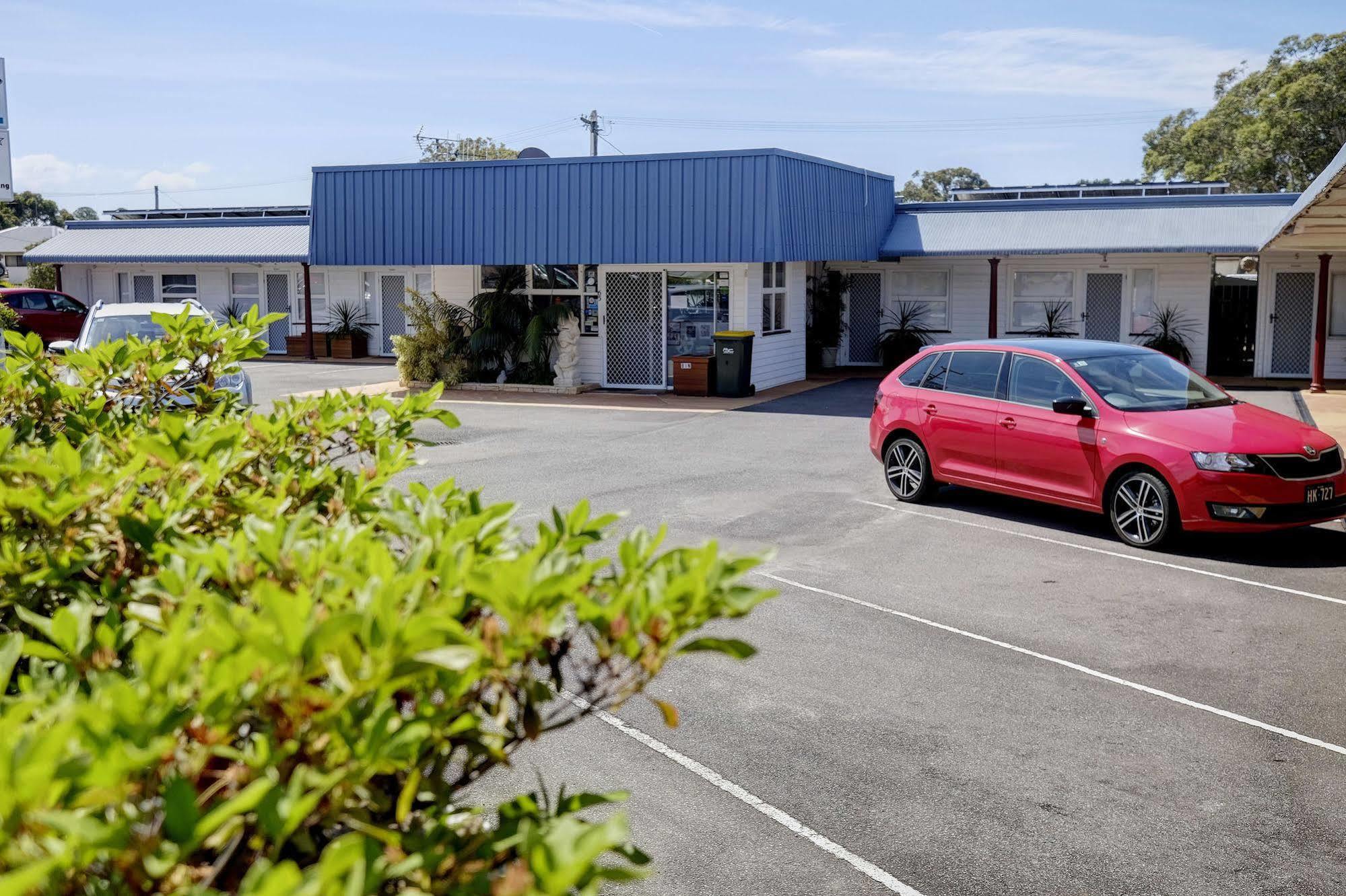 Bali Hi Motel Tuncurry Eksteriør billede