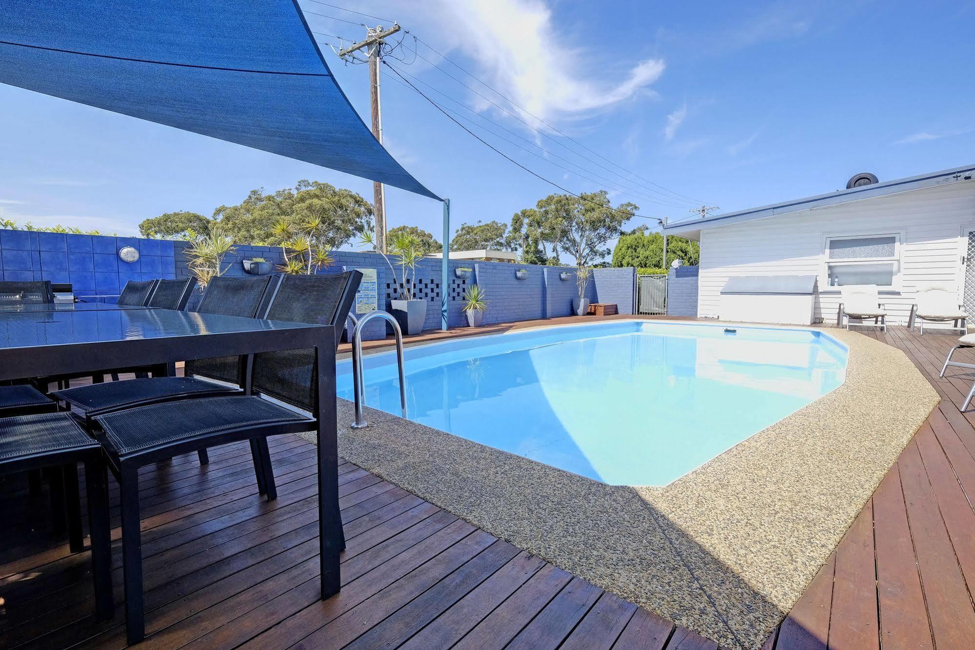 Bali Hi Motel Tuncurry Eksteriør billede