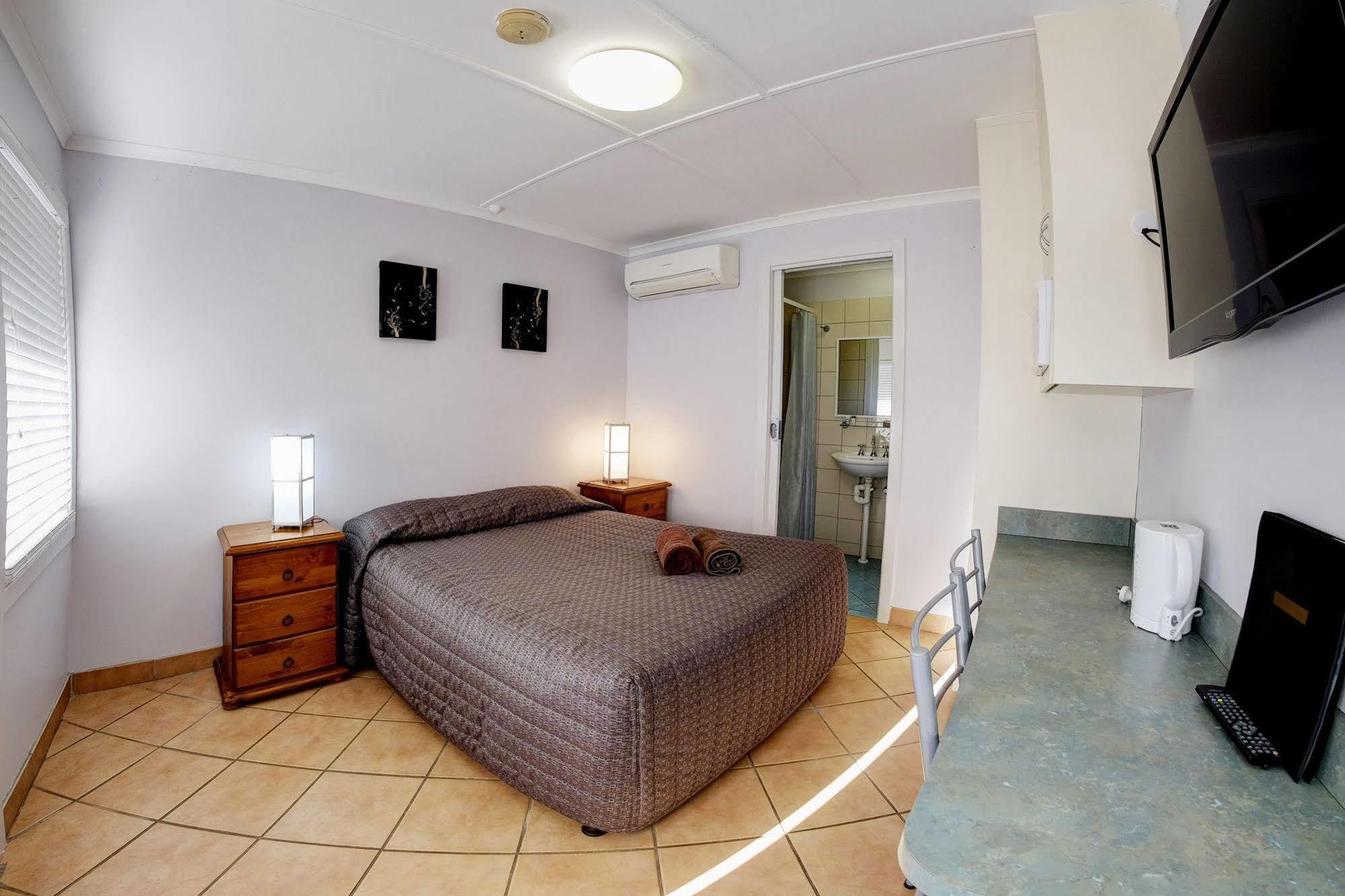 Bali Hi Motel Tuncurry Eksteriør billede